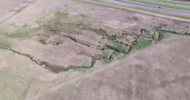 Drone scena aerea di paesaggio di campagna . — Video Stock