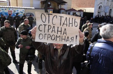#Kharkiv'deki Rus konsolosluğunun önünde Freesavchenko mitingi. Ukrayna. 9 Mart 2016.
