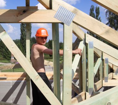 Barış için tapınağı inşa