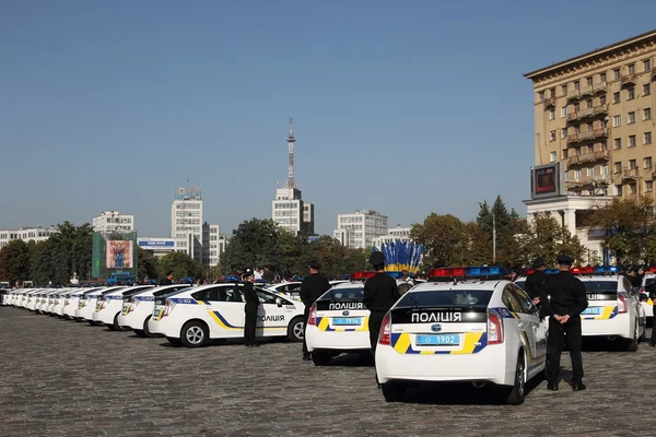 KHARKIV, UCRÂNIA - 26 de setembro de 2015: Início da nova polícia municipal . Fotos De Bancos De Imagens Sem Royalties