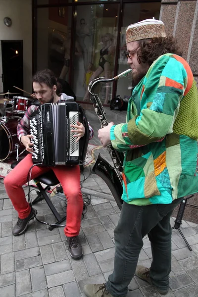 KHARKIV, UCRANIA - 21 DE MAYO DE 2016: Día de la Música Callejera . —  Fotos de Stock