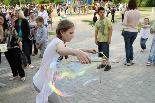 De activiteiten van de kinderen tijdens de Children's Day — Stockfoto