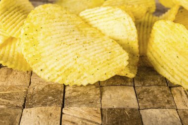 sakinleştirmek patates cipsi.