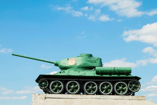 Legendario de la Segunda Guerra Mundial tanque medio soviético T-34 —  Fotos de Stock