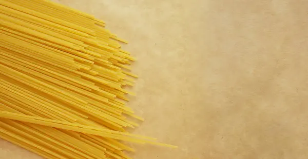 Pasta Italiana Espagueti Sobre Fondo Papel Artesanal Con Espacio Para — Foto de Stock