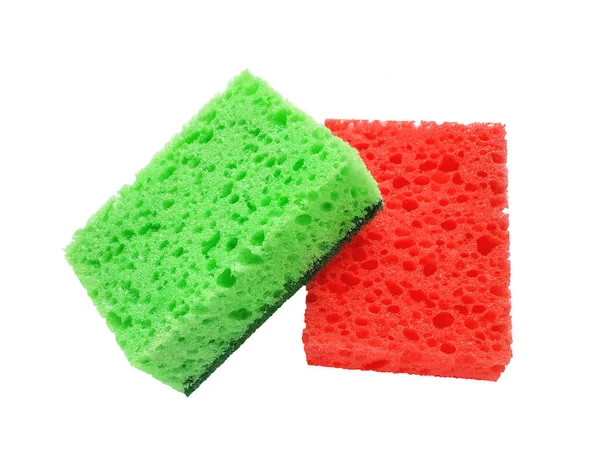 在白色背景上隔离的红色和绿色矩形多孔洗涤海绵 — 图库照片