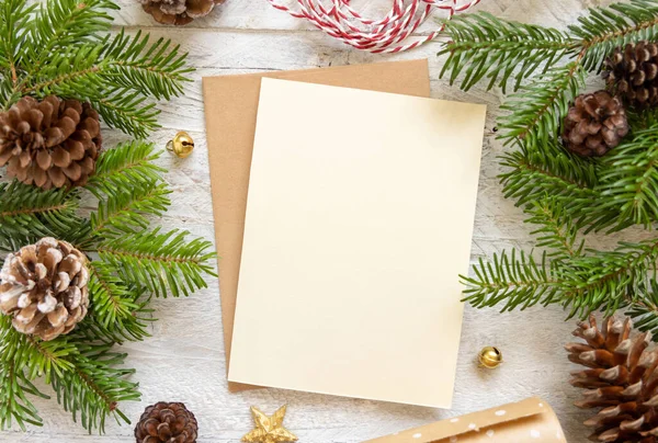 Winter Christmas Composition Blank Card Envelope Wooden Table Flat Lay — Stock Photo, Image