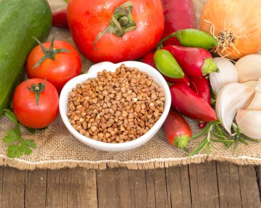 ham organik buğday ve sebze 