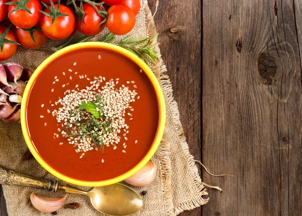 Sopa de tomate fresco — Fotografia de Stock