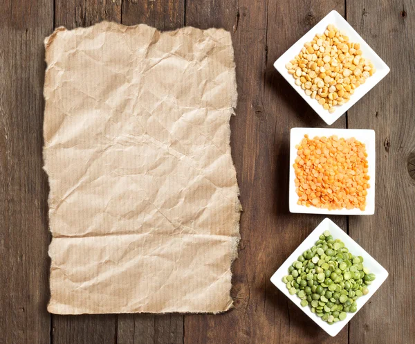 Legumes in bowls — Stock Photo, Image