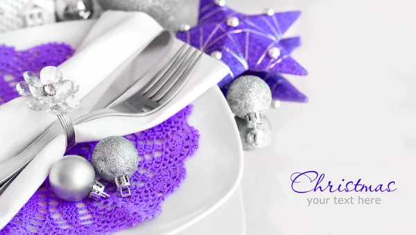 Conjunto de mesa de Natal roxo e prata — Fotografia de Stock