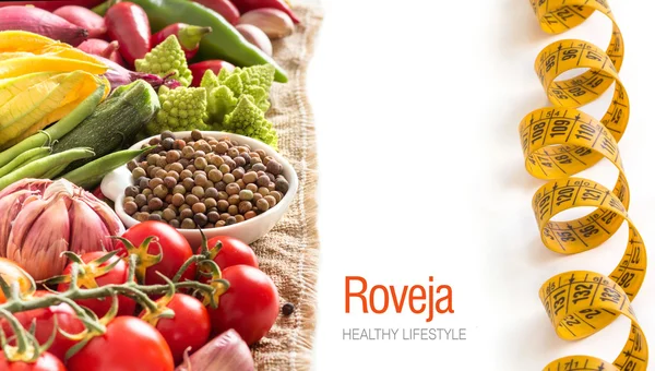 未加工有機 roveja 豆と野菜 — ストック写真