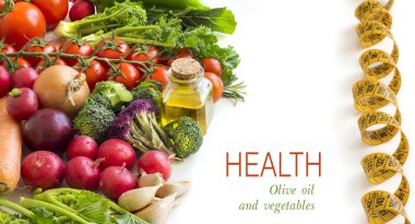 Sebze ve zeytinyağı şişesi