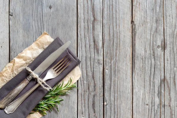 Biberiye dekor ile Vintage Tablo ayarı