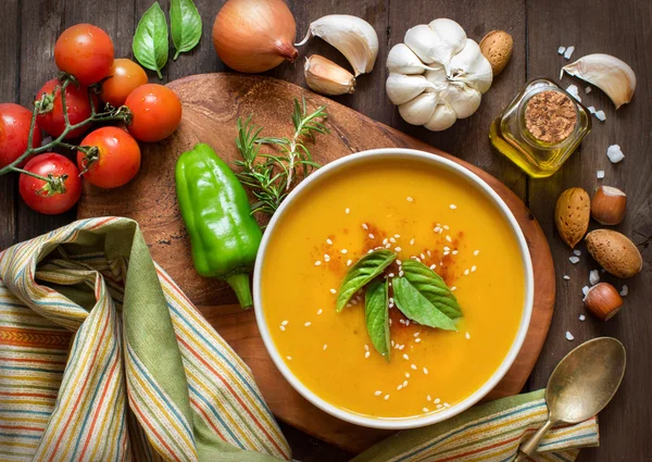 Fresh pumpkin soup with and vegetable — Stock Photo, Image