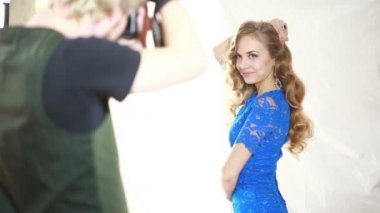 Arkadan Görünüm bir kamera ile fotoğraf çekme