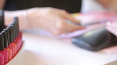 Stüdyo güzellik, tırnaklar manikür,