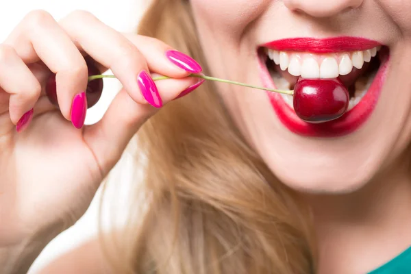 Red lips with cherry — Stock Photo, Image