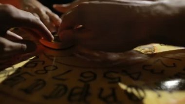 Grup bir spiritualistic, insan. ruhları derler