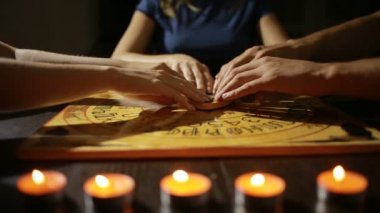 Grup bir spiritualistic, insan. ruhları derler