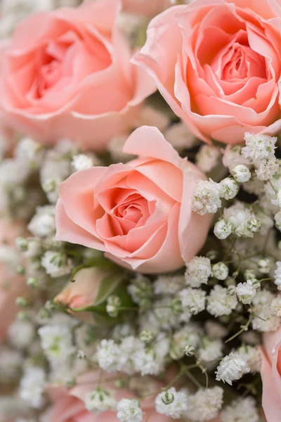 Hochzeitsstrauß aus rosa Rosen — Stockfoto