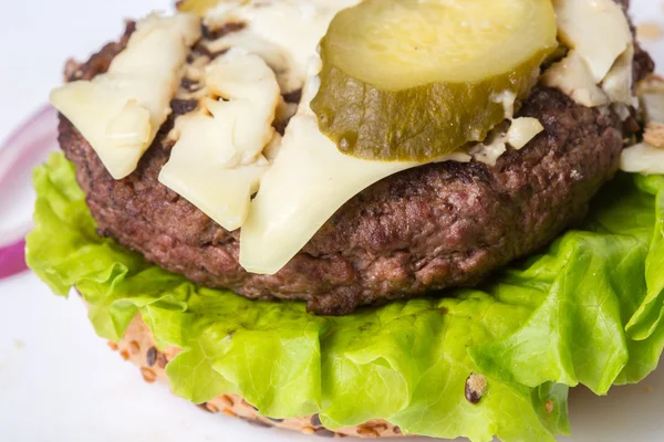 Spoiled tasteless burger with roasted not Cutlets, — Stock Photo, Image