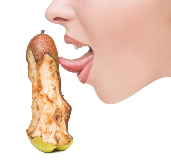 Ragazza toccando lingua per bit di pera-come dildo — Foto Stock