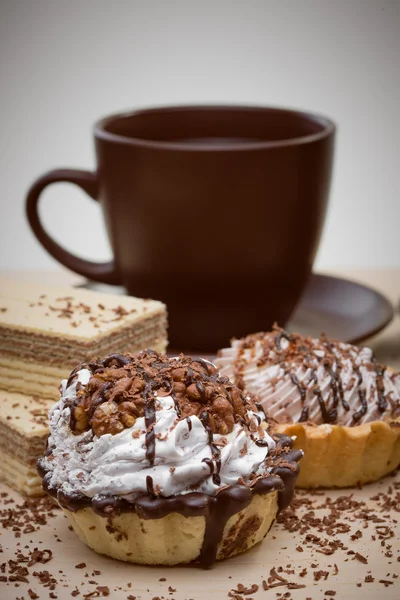 Cup of coffee and Cake on a table — Stock Photo, Image