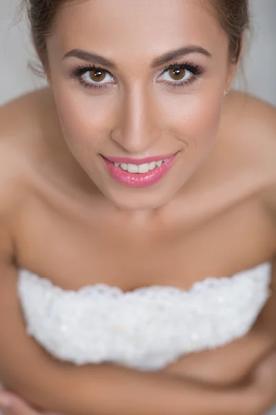 Beautiful bride — Stock Photo, Image