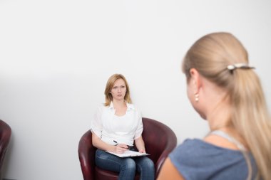 kadın psikolog için Resepsiyon problem ile