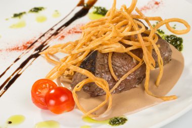 ızgara biftek ve sebze