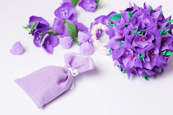 Bouquet Artificial purple flowers — Stock Photo, Image