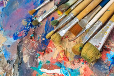 Petrol resim tahta kalemi ile