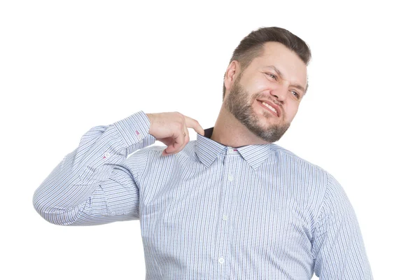 Macho adulto con barba. aislado sobre fondo blanco. gesto mentiras. tira del collar — Foto de Stock