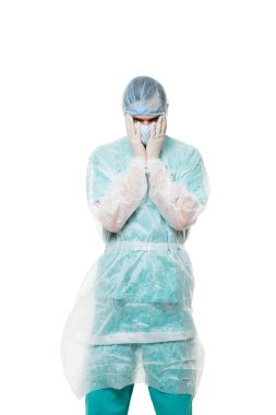 Cerrah portre. elleri ile kapalı yüz. üzücü. Beyaz arka plan üzerinde izole