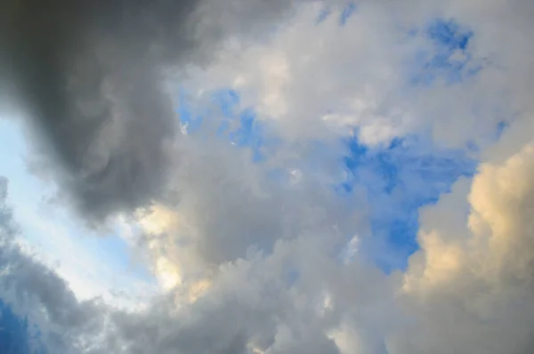 Dark Storm Clouds Stretching Horizon — Stock Photo, Image