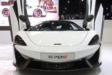 Bangkok - 31 Mart : Mckaren beyaz araba üzerinde 37 Bangkok Uluslararası Tayland Motor Show'da 26 Mart 2016 Bangkok, Tayland