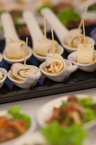 çeşitli lezzetli meze, küçük alan derinliği