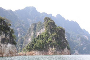 Deniz DAG ve gökyüzü manzara