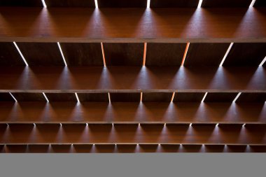 desen ahşap çatı ışık