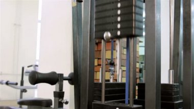 bir jimnastik salonu