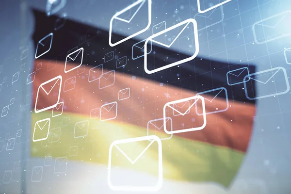 Doppelbelichtung abstrakter virtueller Postumschläge Hologramm auf deutscher Flagge und blauem Himmelhintergrund. E-Mail und Spam-Konzept — Stockfoto