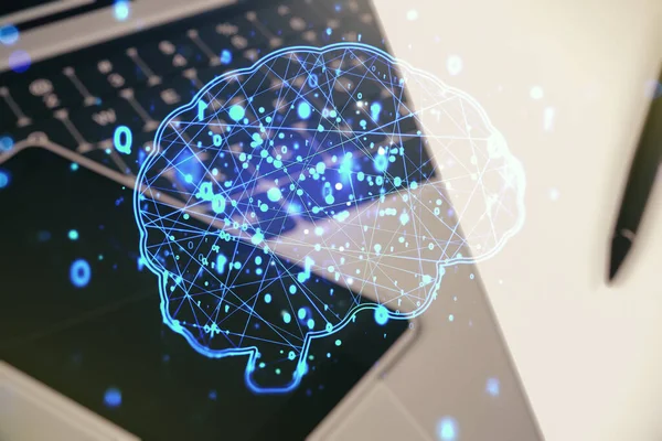 Творча концепція штучного інтелекту з голограмою людського мозку на сучасному фоні ноутбука. Багатоцільовий — стокове фото