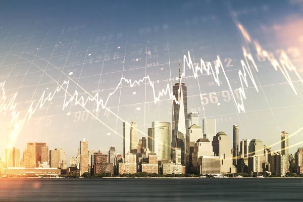 추상적 인 가상 금융 그래프 홀로그램의 다중 노출 뉴욕 스카이라인 배경 , forex 및 투자 개념 — 스톡 사진