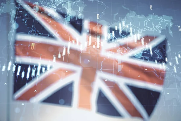 Exposição dupla de holograma gráfico financeiro criativo abstrato e mapa do mundo na bandeira da Grã-Bretanha e fundo céu por do sol, pesquisa e conceito de estratégia — Fotografia de Stock