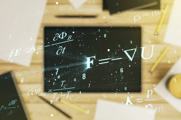 Творча концепція наукової формули та сучасний цифровий планшет на фоні, вид зверху. Багатоцільовий — стокове фото