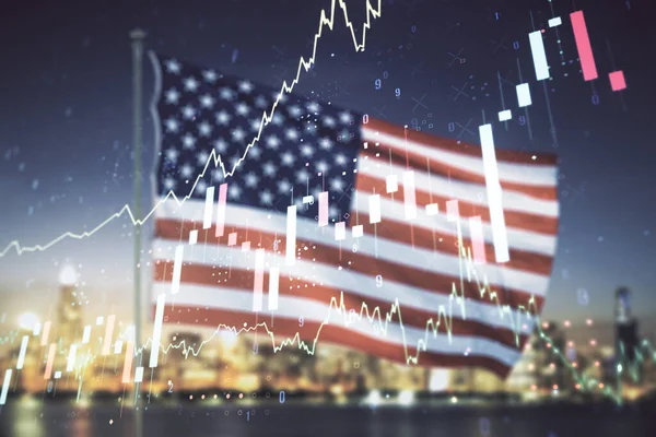 Multi esposizione dell'ologramma creativo virtuale del grafico finanziario sulla bandiera degli Stati Uniti e sullo sfondo sfocato dei grattacieli, sulla ricerca e sul concetto di analisi — Foto Stock