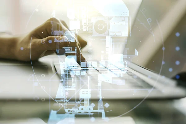 Double exposition de microcircuit de tête humain créatif avec frappe à la main sur le clavier d'ordinateur en arrière-plan. Technologie future et concept d'IA — Photo