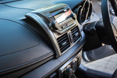 Yeni modern araba iç detay