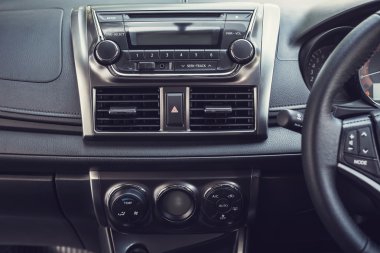 Yeni modern araba iç detay